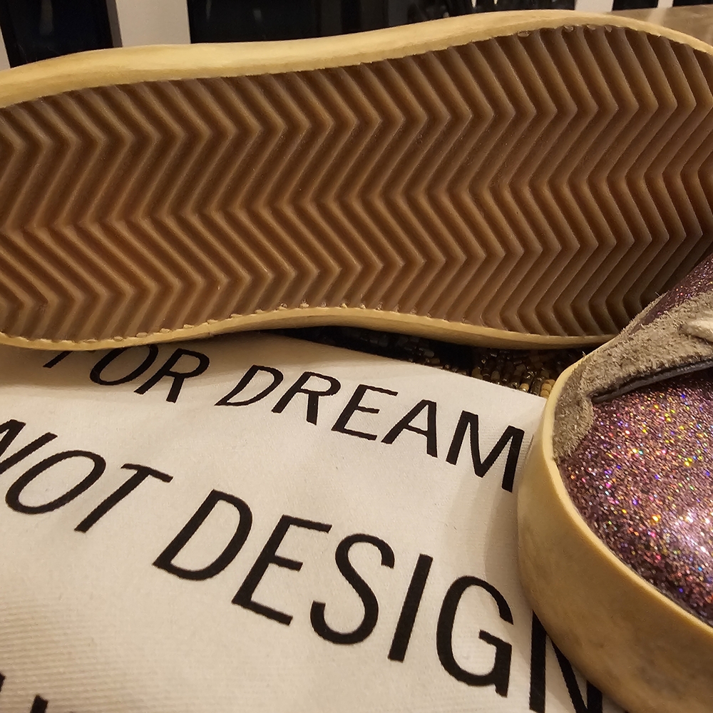 Golden Goose Superstar Limited Edition Sneakers - Picture 6 of 9